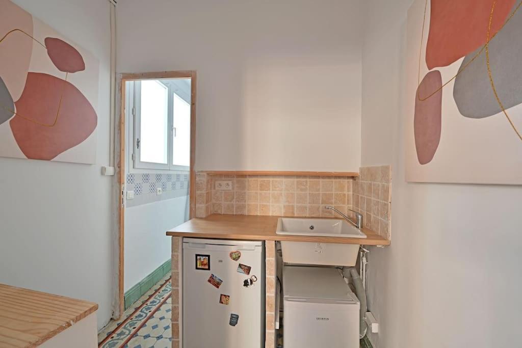 Appartement Au Coeur D'avignon - 2 Mins Du Palais - Terrasse Isolee