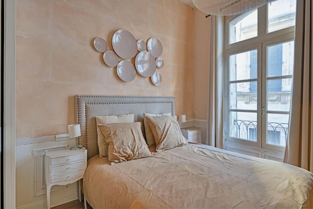 Au Coeur D'avignon - 2 Mins Du Palais - Terrasse Isolee Apartment *
