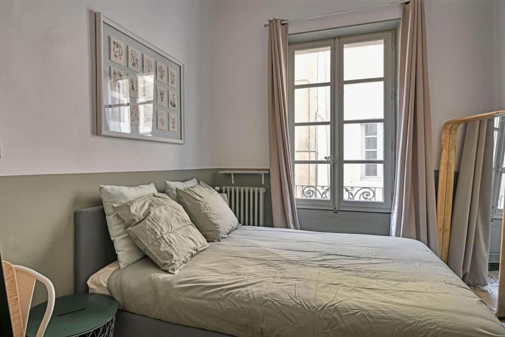 Apartment Au Coeur D'avignon - 2 Mins Du Palais - Terrasse Isolee *